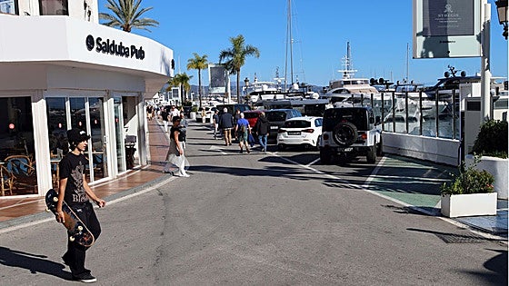 Marbella town hall to take the long-running Puerto Banús terrace dispute to Spain's Supreme Court