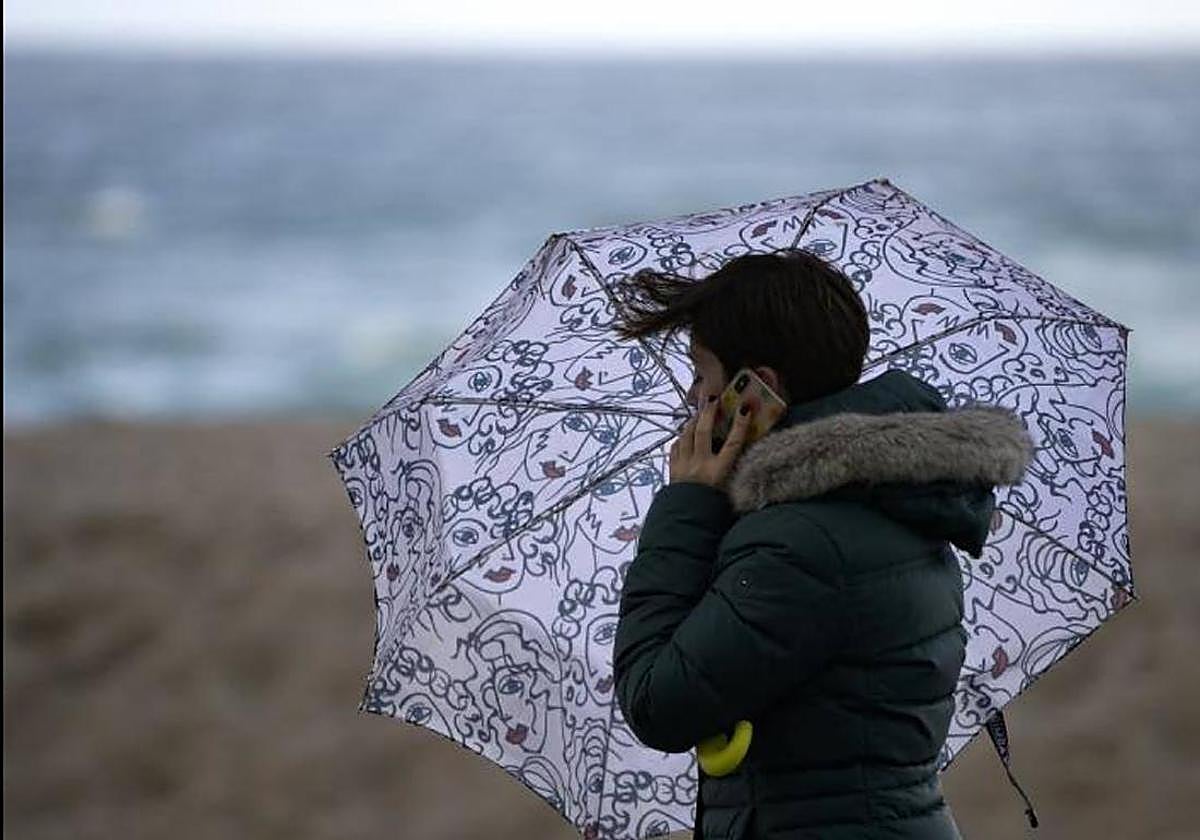 New fronts bring rain and yellow warning for rough seas this Thursday in Malaga province