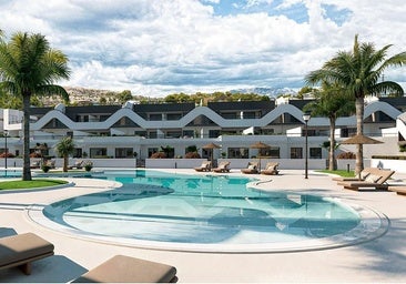 Housing units with communal swimming pool in a residential complex