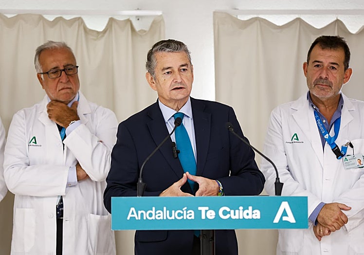 Regional minister of health, presidency and emergencies Antonio Sanz.