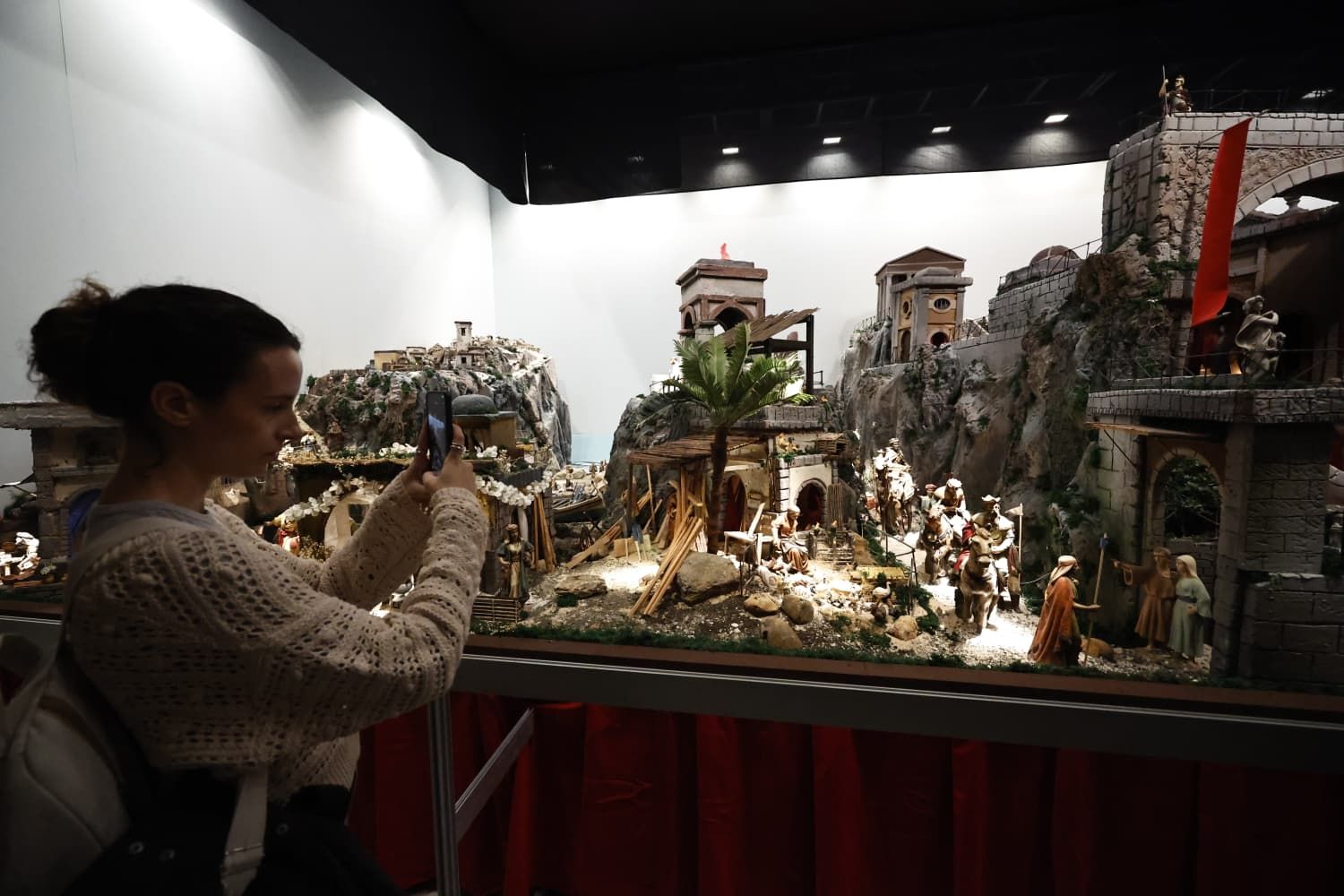 Nativity scenes around the city in pictures