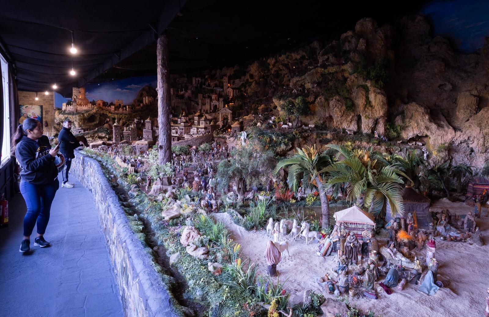 Nativity scenes around the city in pictures