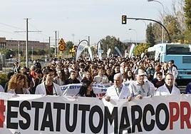 Image of the front line to the demonstration on Tuesday 9 December, Malaga city.