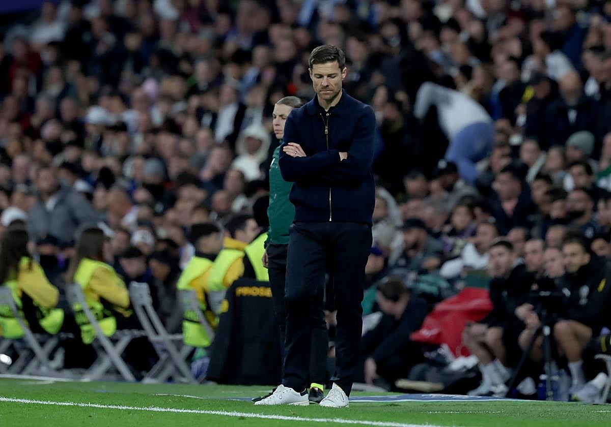 A despondent Xabi Alonso.