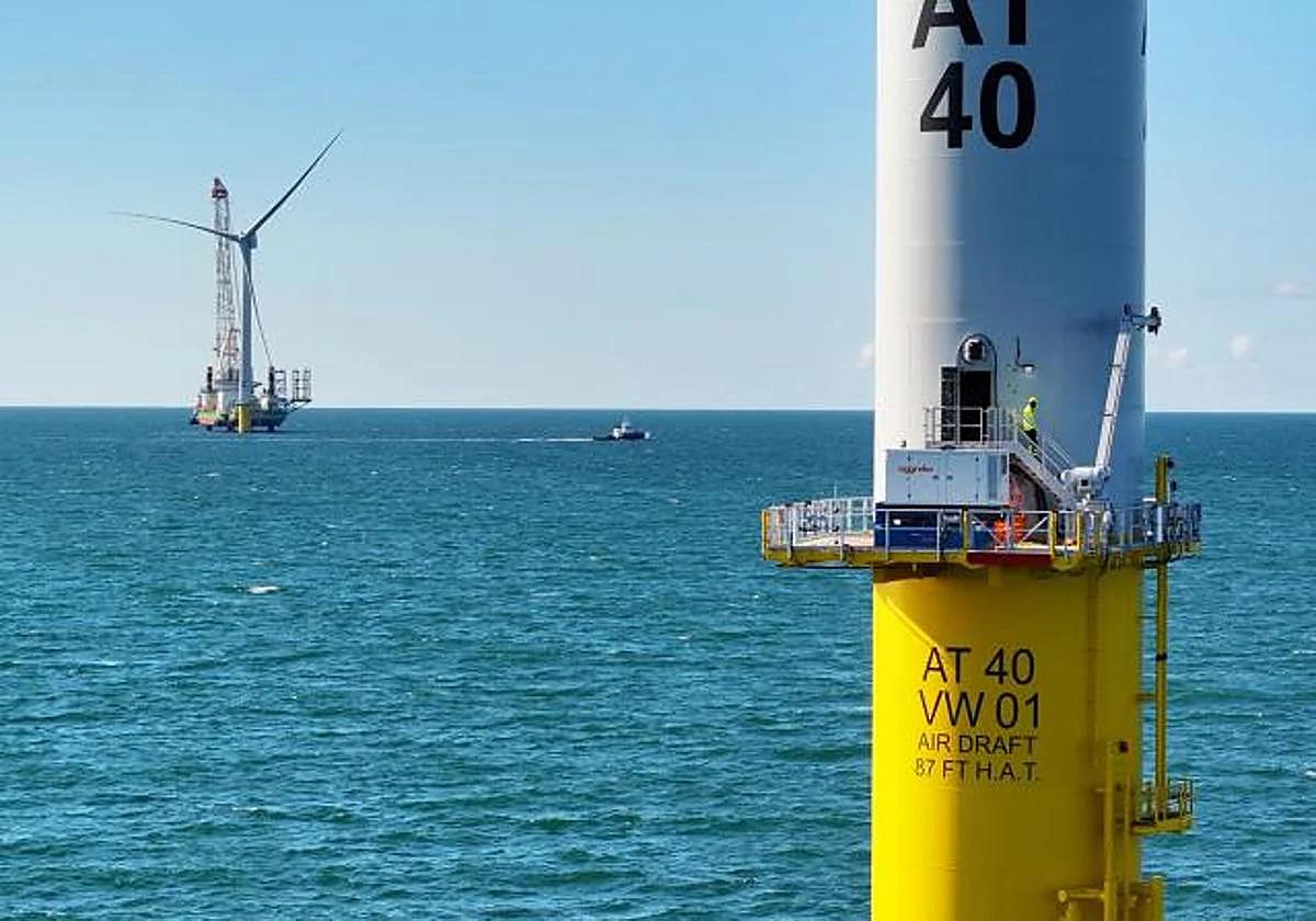 Trump suspends permits for Spanish energy giant's main offshore wind farm in the United States