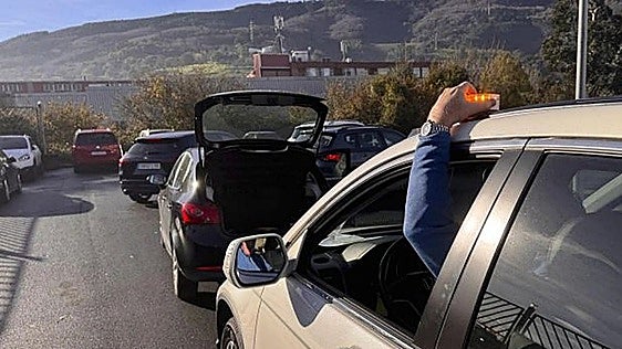 These are the four models of V-16 hazard warning beacons Spain's DGT has removed from its authorised list at last minute