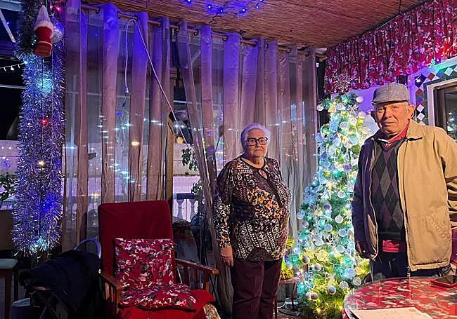 Details of the living room decor.