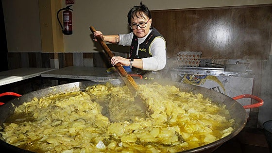 Town in Granada to revive pig slaughter ritual to preserve cultural heritage