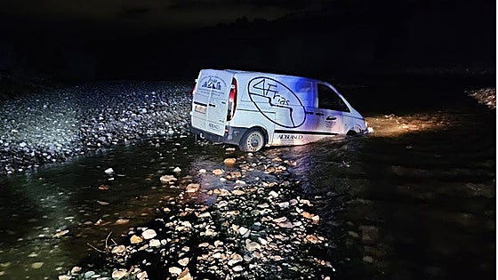 Guardia Civil investigate ‘suspicious’ van involved in nighttime pursuit in Mijas