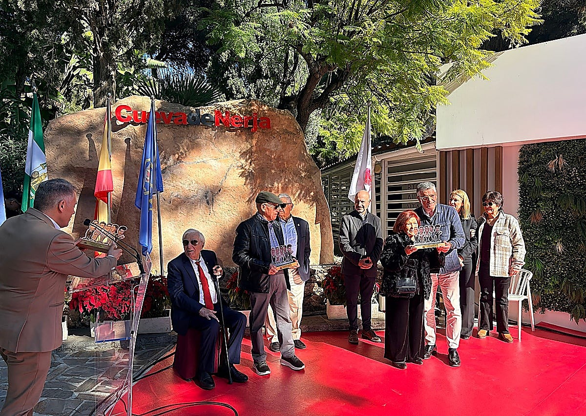 Imagen secundaria 1 - Images from the anniversary event