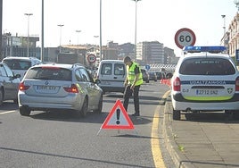 Cars leaving Bilbao Airport.