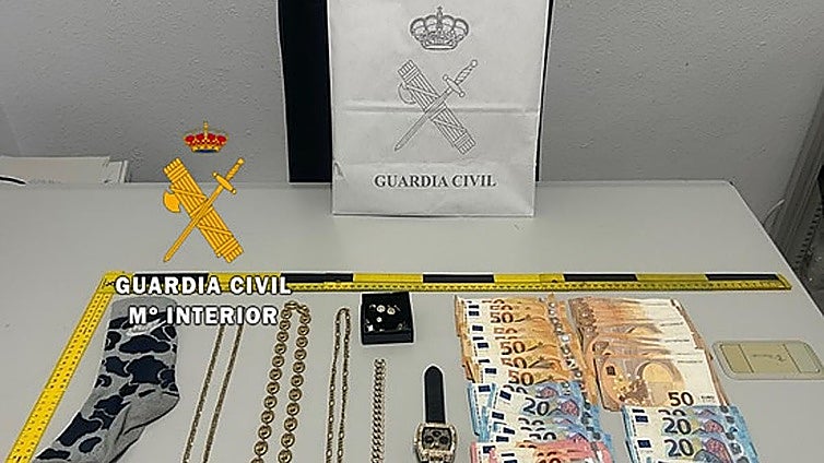 Three violent criminals arrested following burglary on eastern Costa del Sol