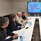 The Mayor of Cártama holds meeting with delegates of the regional government.