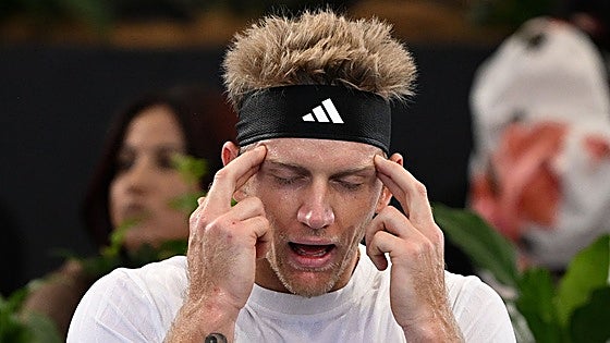 Malaga's Alejandro Davidovich narrowly misses out on Adelaide final spot