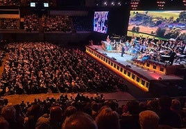 A full house at the Martín Carpena for the first of André Rieu's two nights in Malaga.