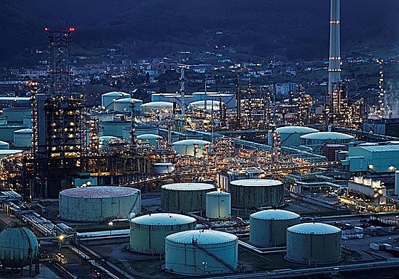 Spain's competition watchdog fines oil giant Repsol 20.5 million euros for unfair discounts