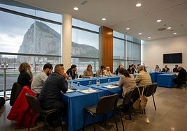 Briefing of cruise, shipping and shore excursion representatives.