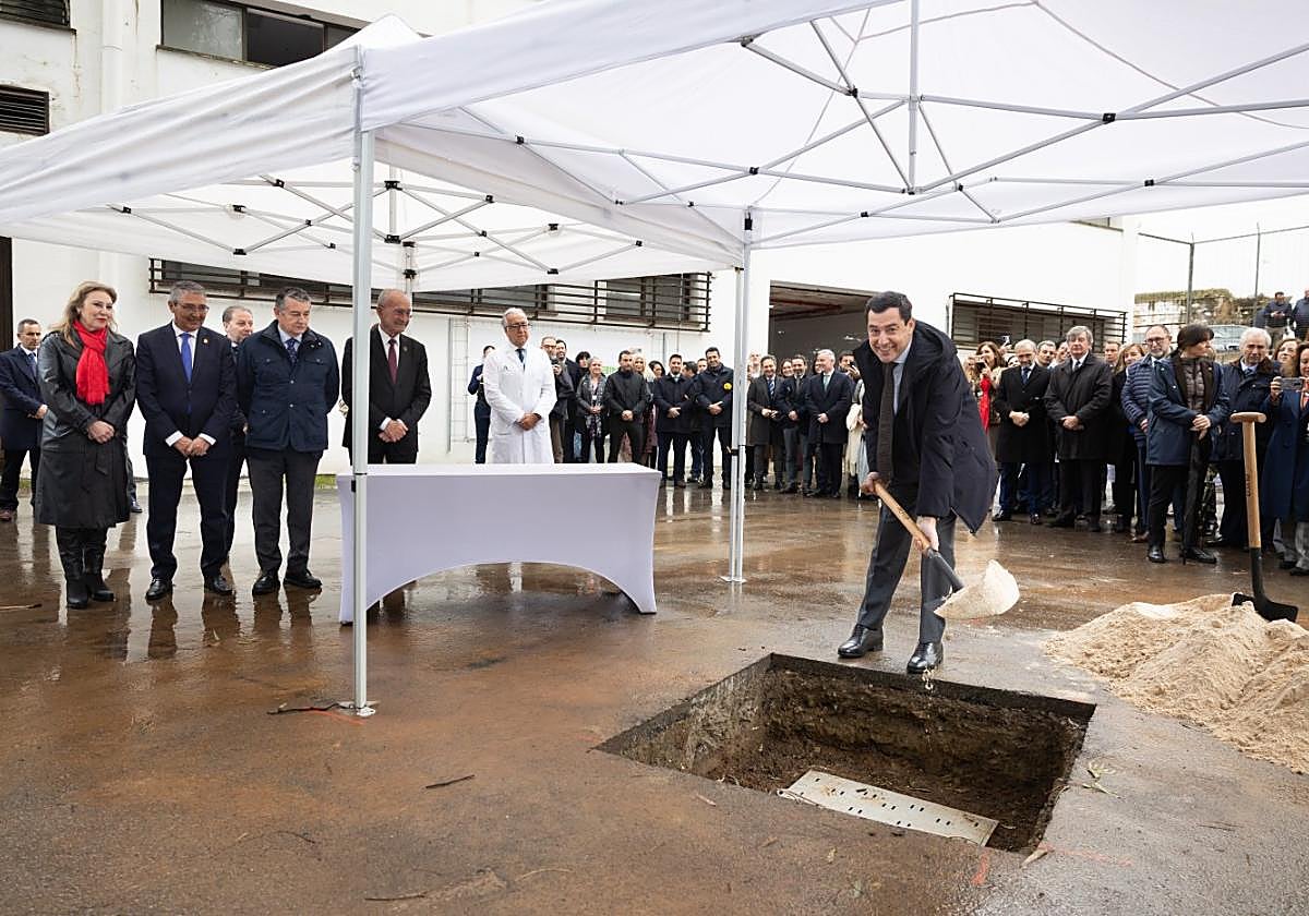 Regional president lays first stone of Malaga's new hospital