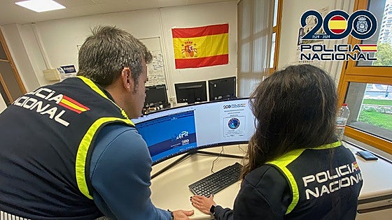 Malaga travel agency owner swindles customers to fund fake lover in Lebanon
