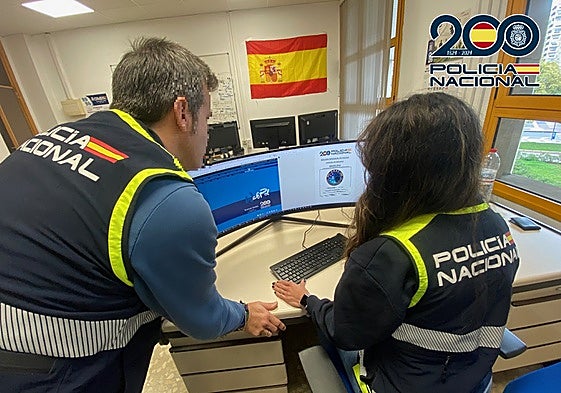 Malaga travel agency owner swindles customers to fund fake lover in Lebanon