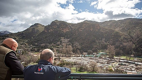 Dozens of animals dead and farmhouses buried by mud in Granada storms