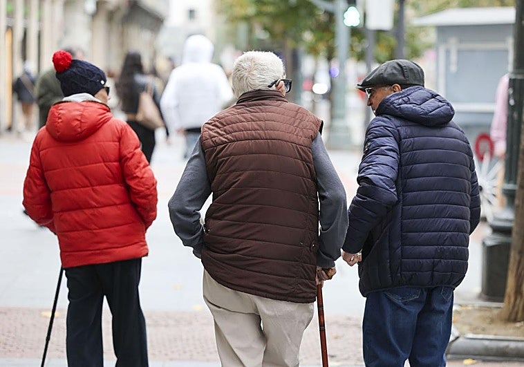 Spain slashes maximum pensions as early retirement penalties for high earners double
