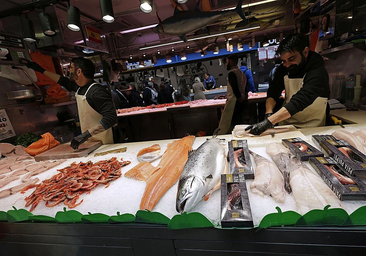 January sales cut clothing costs in Malaga, but grocery bills keep climbing