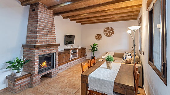 What are the best destinations in Andalucía to celebrate Valentine's Day according to couples?