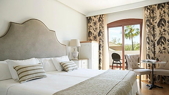 Malaga hotel chain to sell off furniture with profits going to Axarquía charities