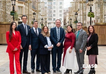 Agustín Cruz and the EJASO team of professionals in Málaga.