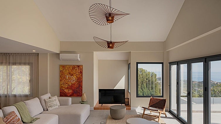 Light, Shadow, and Comfort: Bespoke Architecture in Málaga