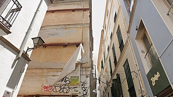 Malaga tourism: French firm Edgar Suites buys derelict Calle Beatas building for €10.5million tourist project