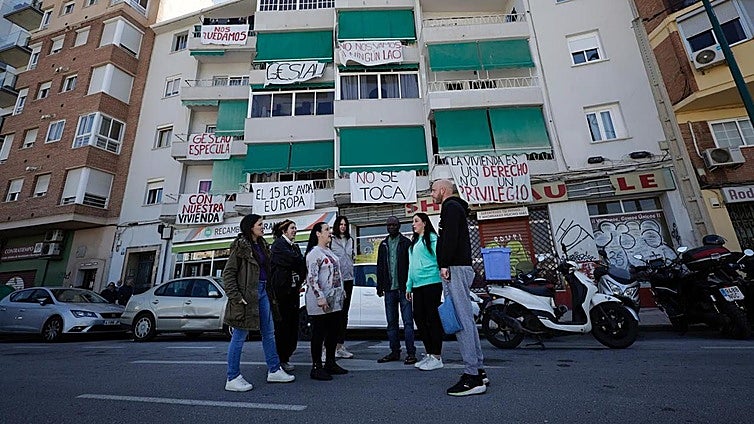 Malaga tenants fight for their homes after company buys 23 flats in their building