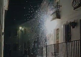 Mijas fire: police rescue elderly couple after electrical switchboard explosion