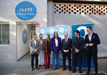 Representatives of the regional government and Malaga city council visit the construction site of the new centre.