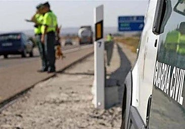 Marbella crime: drunk and high man steals minibus and crashes into toll barrier