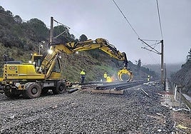 Reconstruction work on the road through Adamuz after the accident of 18 January.