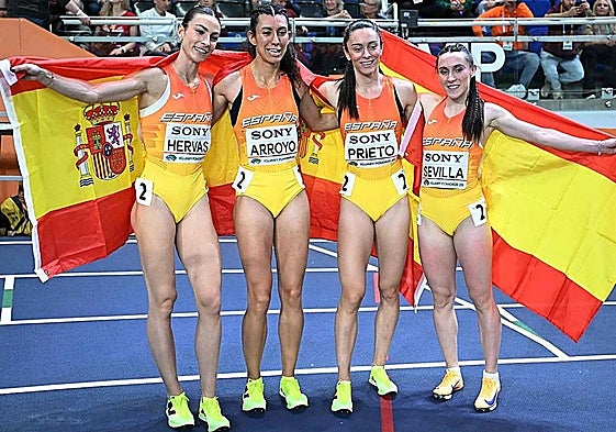 Blanca Hervás, Rocío Ayorro, Ana Prieto and Paula Sevilla made up Spain's women's relay team in Torun.