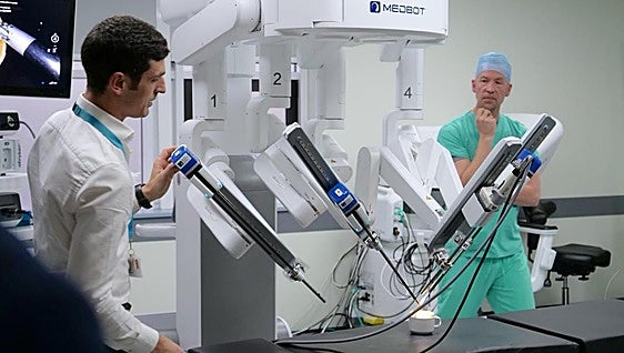 Gibraltar performs world-first live telesurgery in front of 20,000 medical delegates