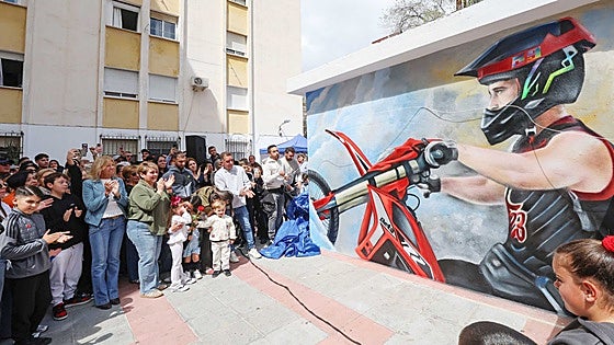A man killed in a motorbike accident has been honoured with a mural in the Plaza de Toros neighbourhood in Marbella