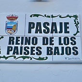 Plaque in the passage dedicated to the Kingdom of the Netherlands.