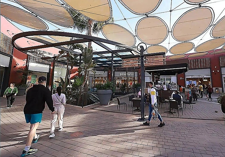 Are shops in Malaga province open during final stretch of Holy Week?