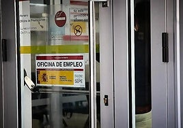 The number of jobseekers in Marbella for March stood at 6,978 people.