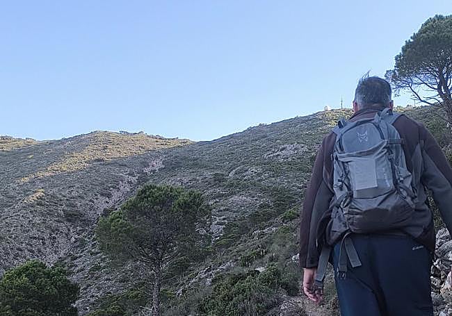 Ascent where you can already see the Bola in the background.