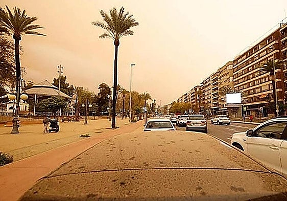 Spain's weather agency warns of Sahara dust 'calima' and 30C temperatures: here's where it's going to be hottest