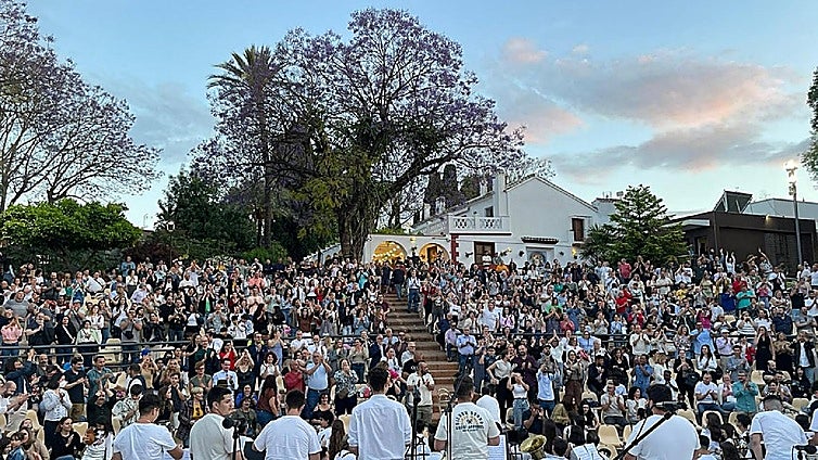 'Rock school' event to recreate iconic music