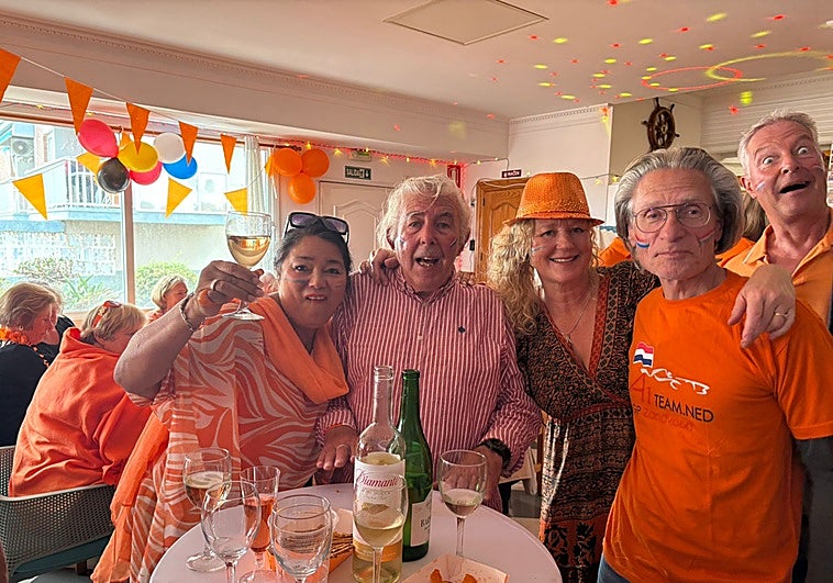 Koningsdag celebrations in Torre del Mar