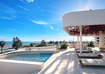Visualisation of one of the private terraces with a pool of the La Térmica project in Malaga.