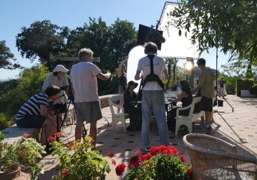 Filming crew and cast