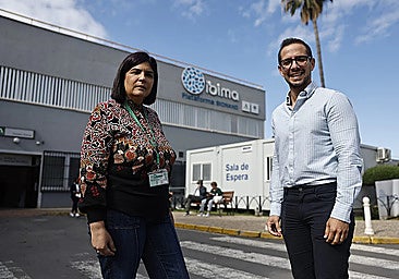 Haematologist Regina García and general practitioner and professor Alejandro Escamilla in Malaga.